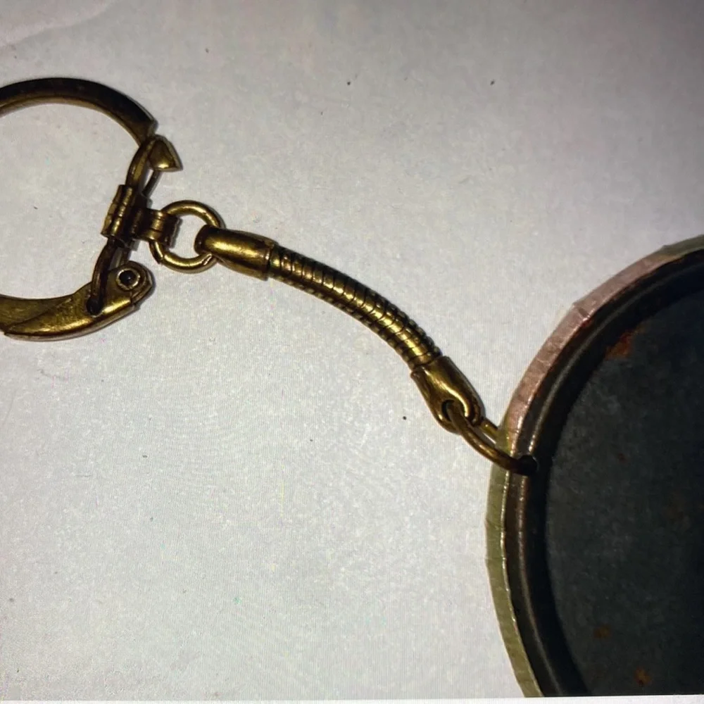 Vintage Elvis Presley button key ring chain